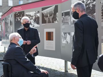 Wolfgang Schäuble besucht die ehemalige Stasi-Zentrale